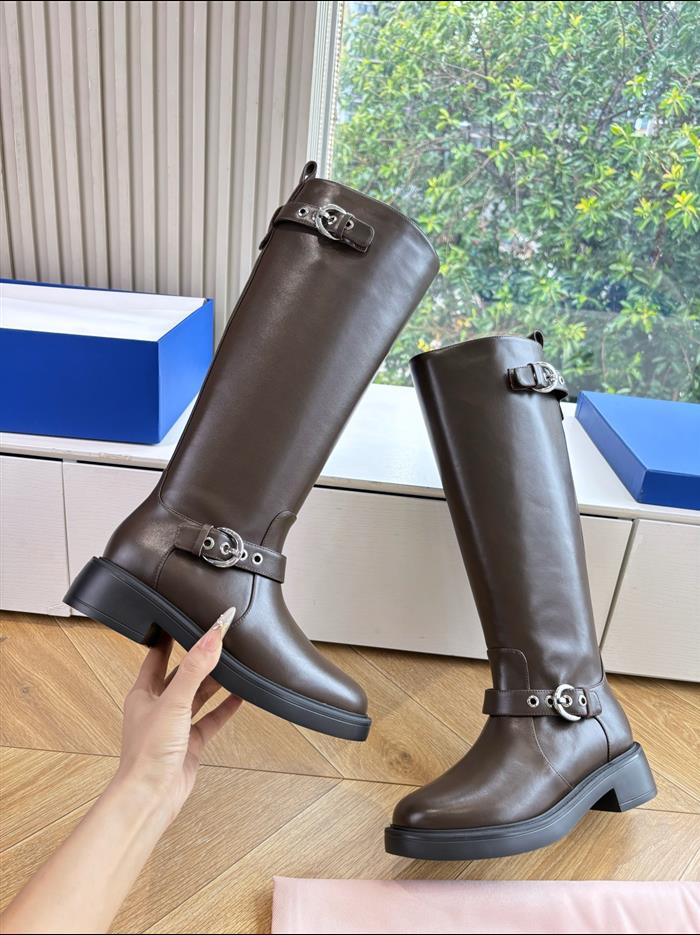 20251128172426819 500